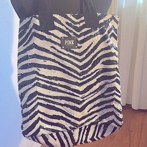 👜💫💥💖💞🌸Pink Victoria Secret BEAUTIFUL LARGE BLACK & WHITE Sequin  BAG